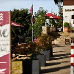 Lothar-mai-haus Hotel