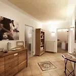 Lothar-mai-haus Hotel