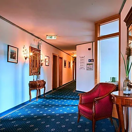 Lothar-mai-haus 4*