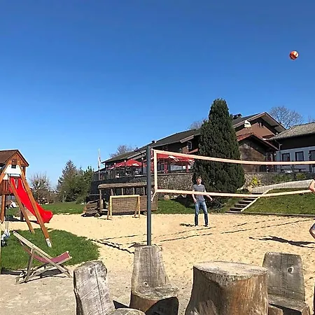 Lothar-mai-haus Hotel 4*