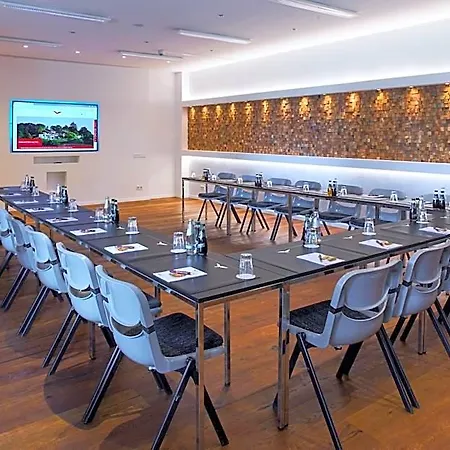 Lothar-mai-haus Hotel 4*