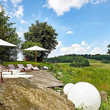 Lothar-mai-haus 4*