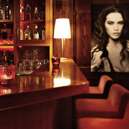 호텔 Lothar-mai-haus 4*